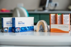 Препараты для лечения зубов в Стоматологии Доктора Елисеева в Ялте
