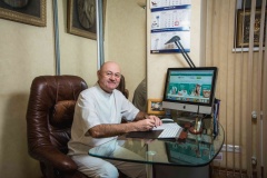 Главный врач стоматологии Доктора Елисеева в Ялте